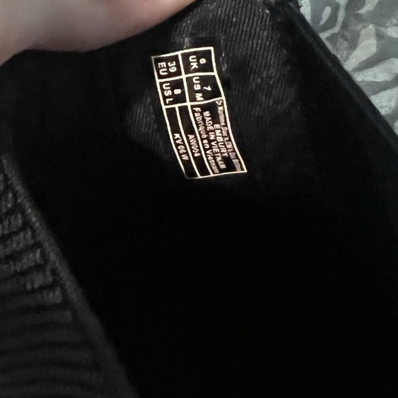 DR. MARTEN WOMEN'S SMOOTH LEATHER CHELSEA BOOTS - Picture 6 of 6